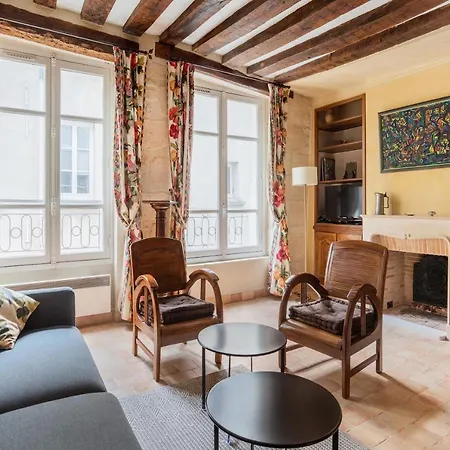 Апартаменты La Sorbonne Pantheon Private Studio